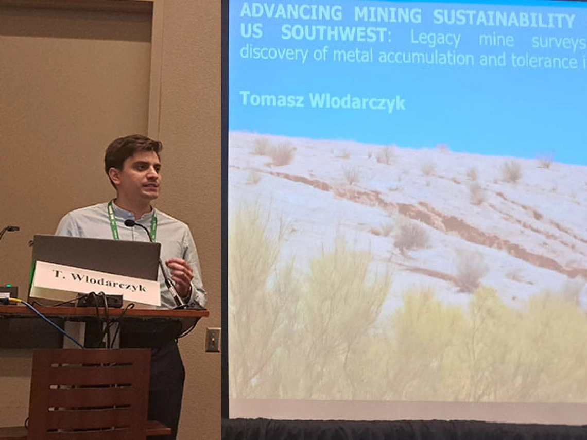 Tomasz Wlodarczyk awarded SRK Scholarship