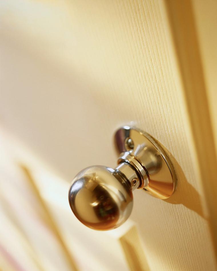 Photo of a door handle